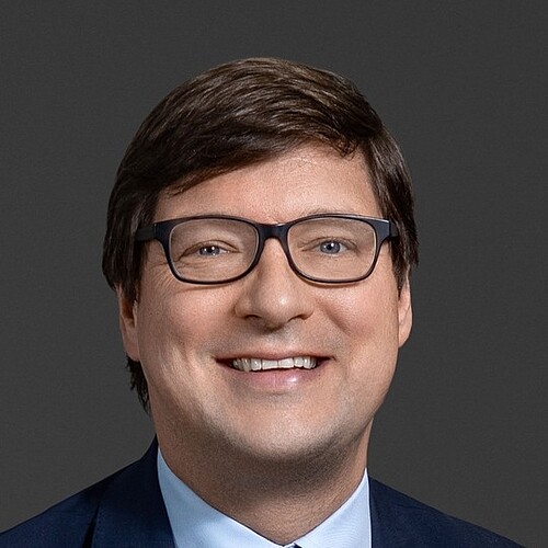 Foto von 
        Dr. Dominik Moser
    